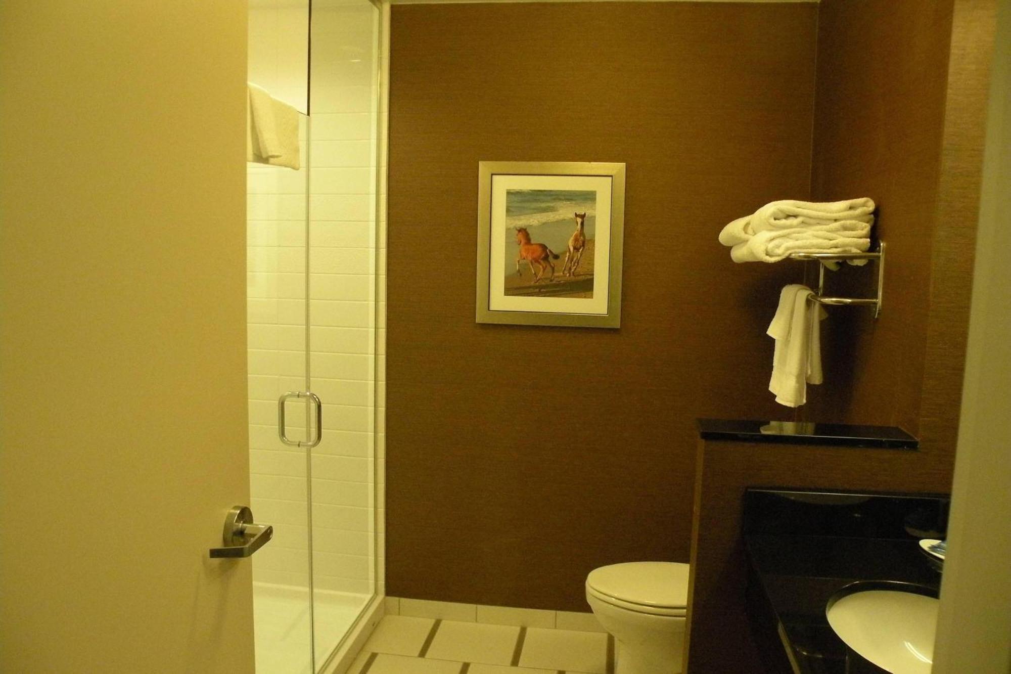 Fairfield Inn & Suites By Marriott Chincoteague Island Waterfront Ngoại thất bức ảnh